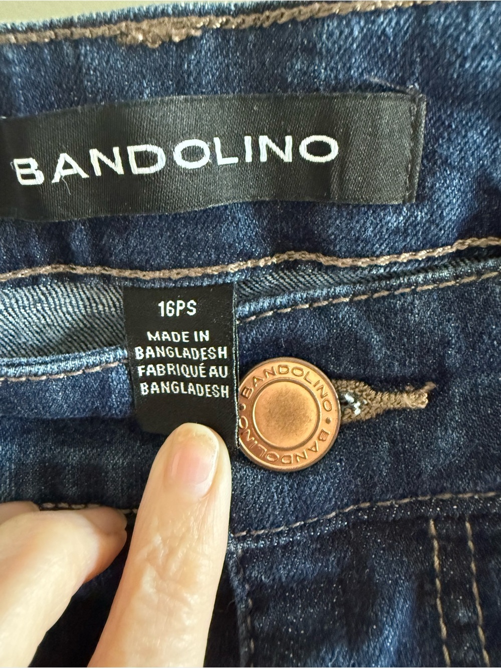 Bandolino Dark Indigo Straight Leg Women’s Jeans - Picture 4 of 9